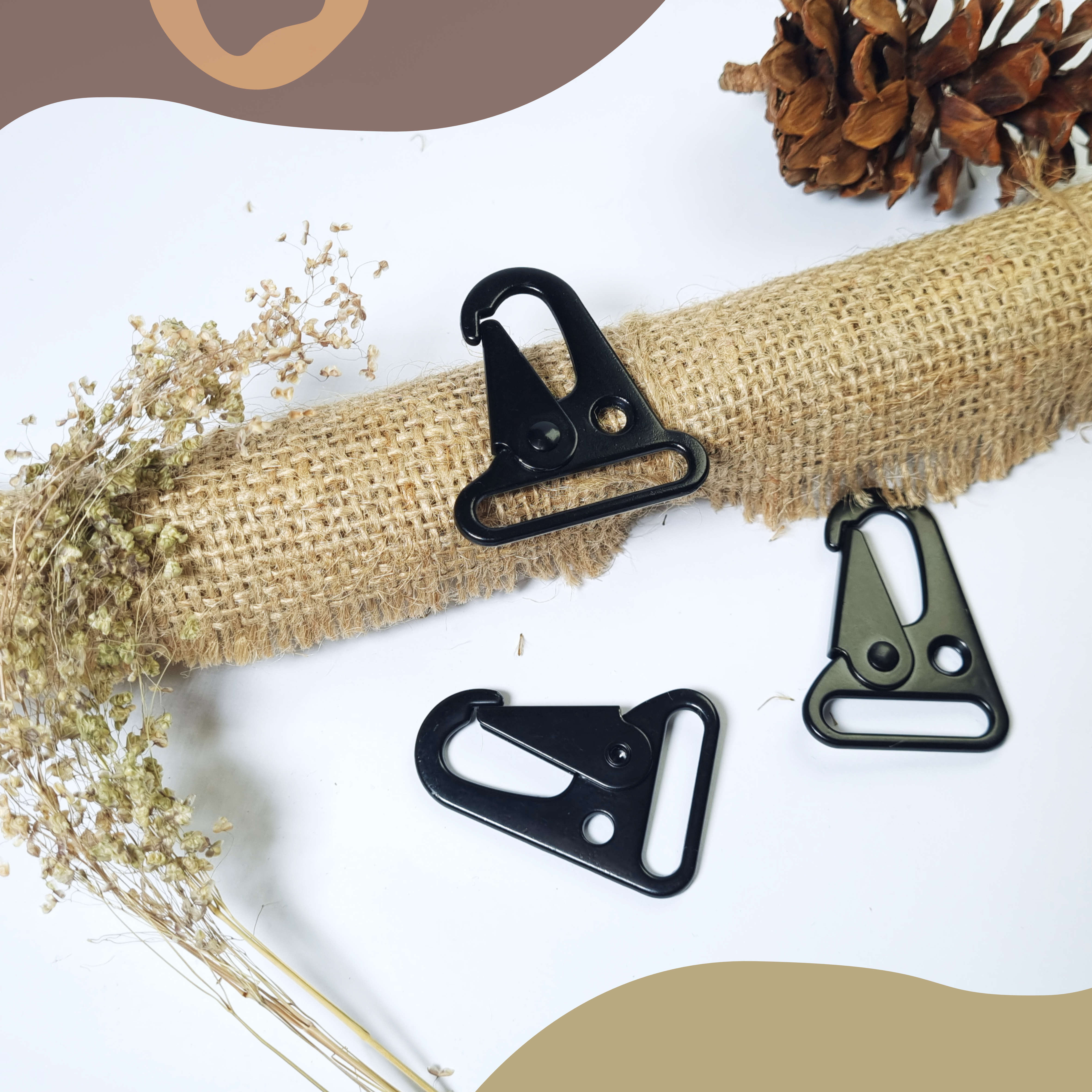 Hook Hitam 3cm