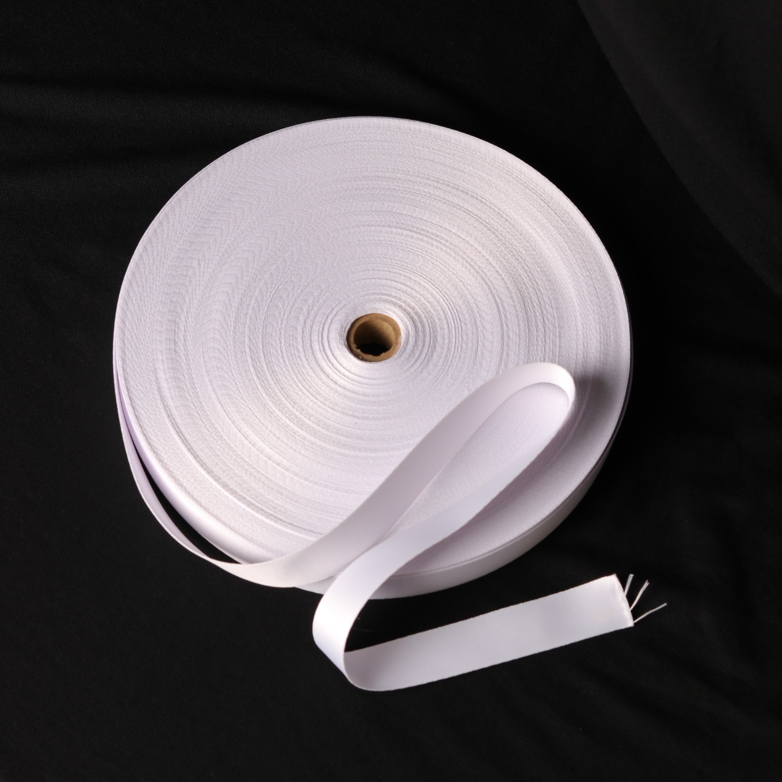 Tissue Roll 2 cm Grade A Super